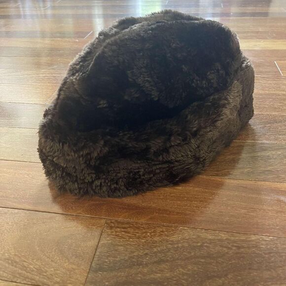 Women's Brown and Red Hat - Picture 4 of 5